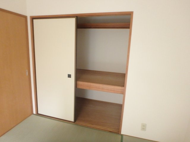 アメニティFMの収納|※別部屋の写真となります。
