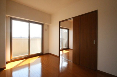 【寝室】 | サニーヒルズ大福