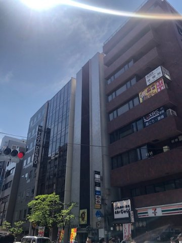 岩城ビルの外観
