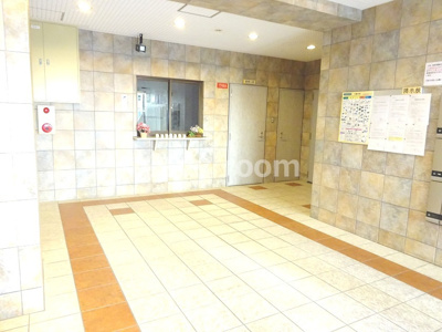 【ロビー】 | ビーバ江坂 | 建物の内部です
