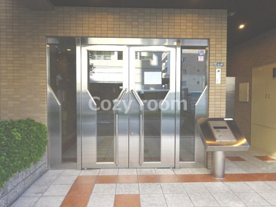 【エントランス】 | ビーバ江坂 | 毎日通るエントランスはこのようになっています