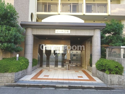 【エントランス】 | ビーバ江坂 | 建物の内部です