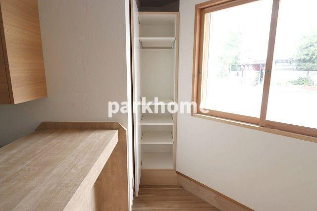 堺町貸店舗の収納|小物を収納するのに便利です