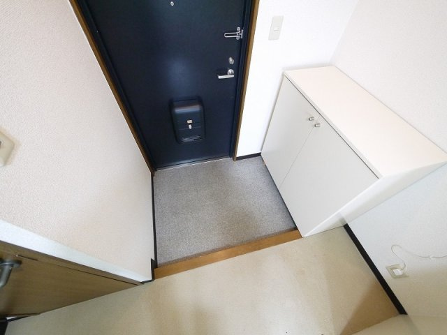 杉ヶ中町ビルの玄関|きれいな玄関です