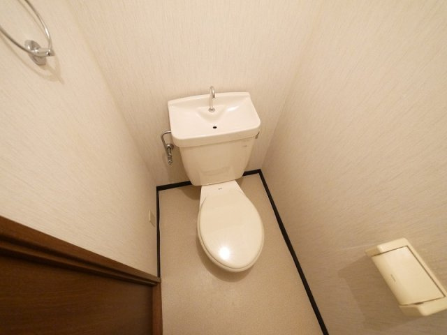 杉ヶ中町ビルのトイレ|落ち着いたトイレです