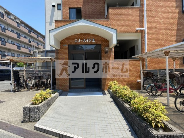 エコーハイツ2のエントランス