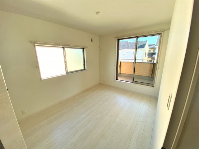 リーブルファイン大野町の洋室