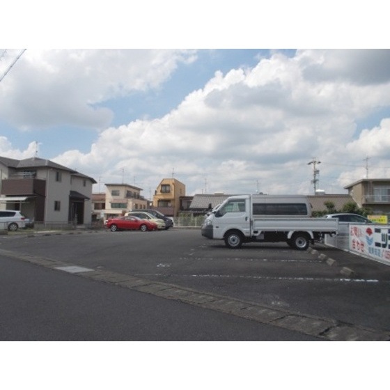 加納駅北パーキングの外観