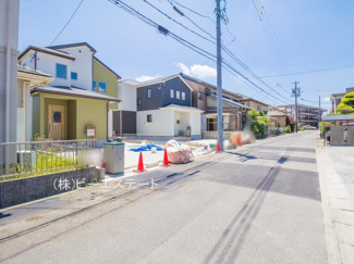 【前面道路含む現地写真】
