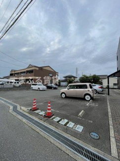【駐車場】