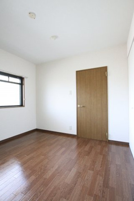 【寝室】 | リーヴァ三日市