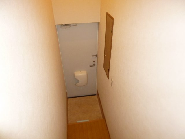 ベルメゾン壱番館の玄関