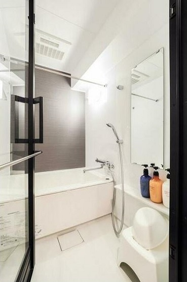 千代田区神田紺屋町の賃貸マンションの浴室