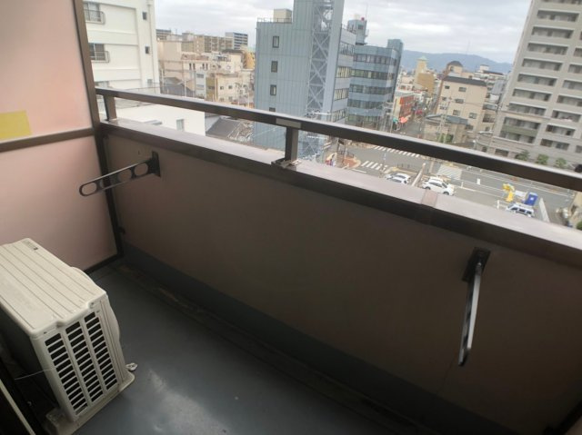 エトワールヴィル－R小阪本町クラッセのバルコニー