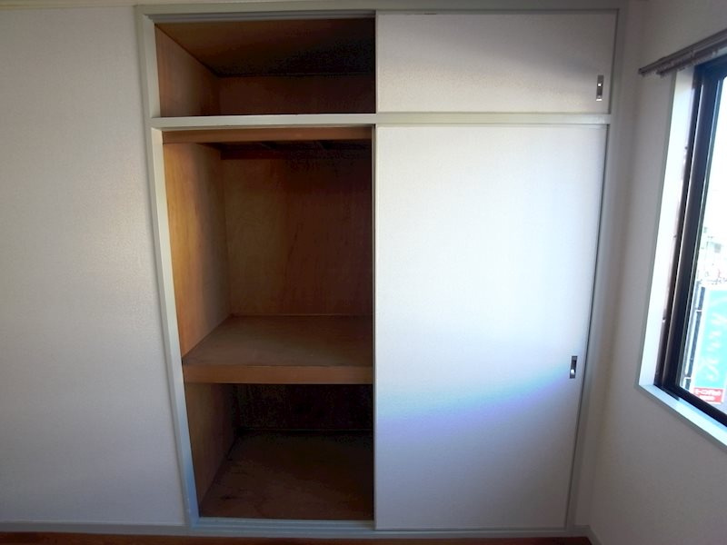 カームハイツ2番館の収納