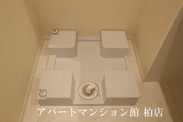 アヴェニール明原の洗面所