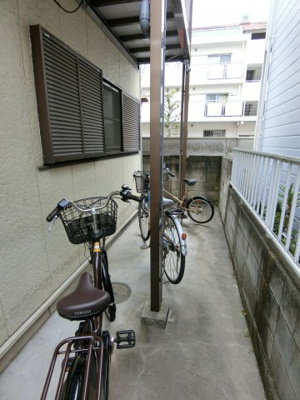 【その他共用部分】 | サンコーポハヤカワ | 自転車置き場