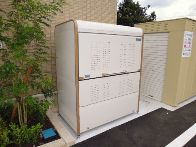 ラクスコーフのその他共用部分|敷地内専用ゴミステーション