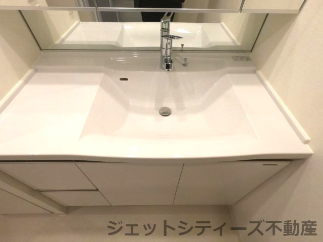 【独立洗面台】 | ジオタワー南森町
