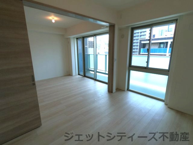【居間・リビング】 | ジオタワー南森町