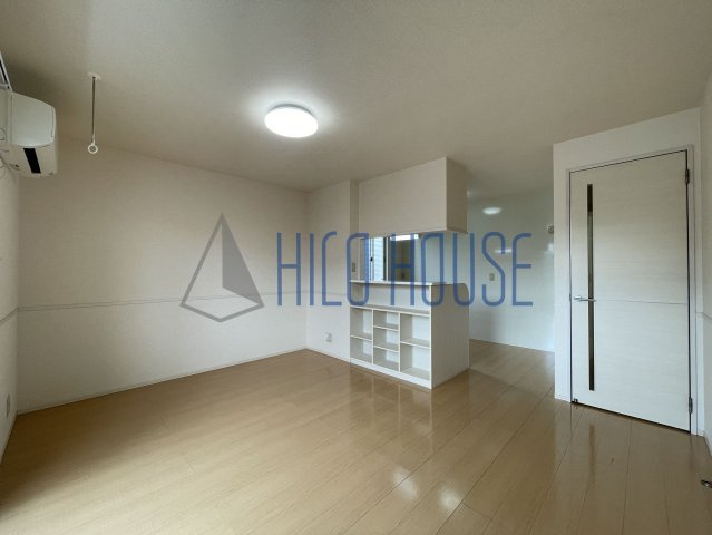 エテルナピーノAの居間・リビング