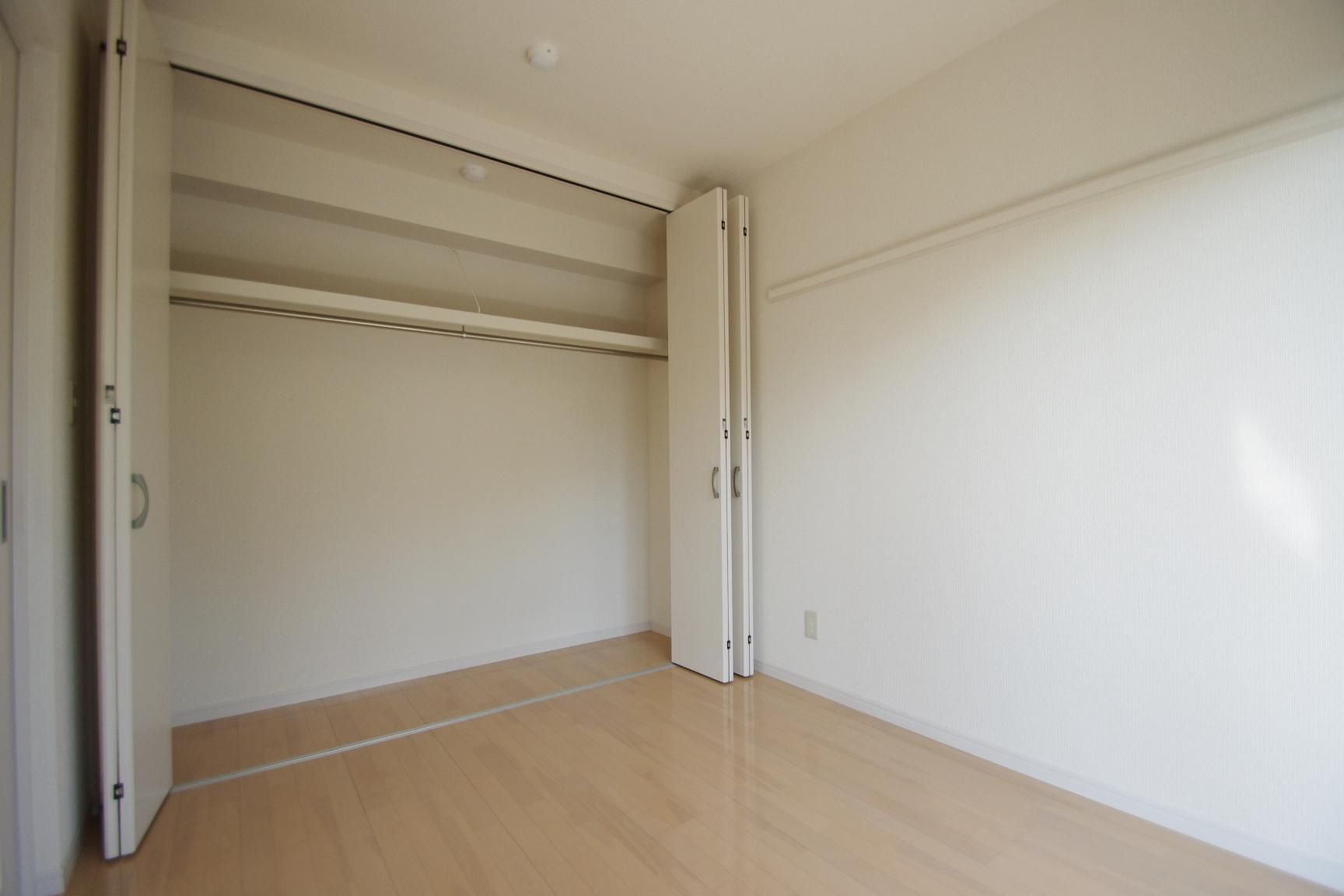 リブラ久和の収納