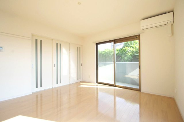 リブラ久和の内装