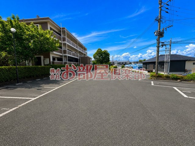 メゾンアンティムの駐車場|駐車場完備です