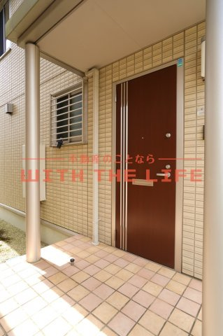 ヴィラフォレスト【キャッシュバック対象物件】のエントランス|ゆとりのあるエントランスです