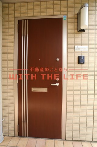 ヴィラフォレスト【キャッシュバック対象物件】のエントランス|清潔なエントランスです