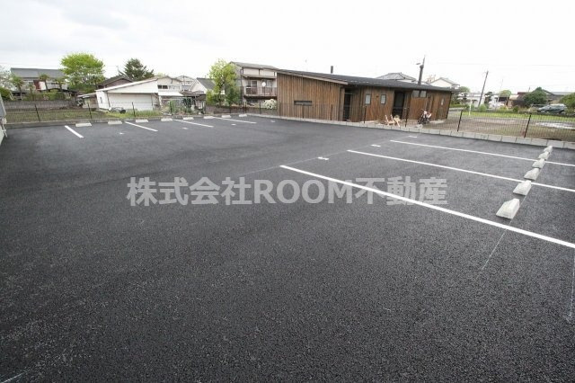 OliveHouseの駐車場|駐車場があるので、車を買う予定の方も安心です