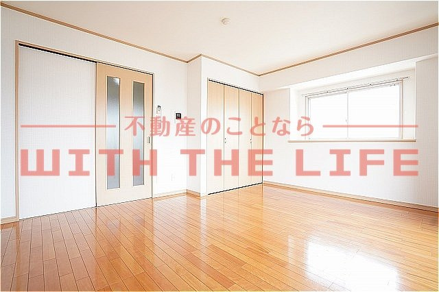 レグルスクレール【キャッシュバック対象物件】の居間・リビング|使いやすい居間です