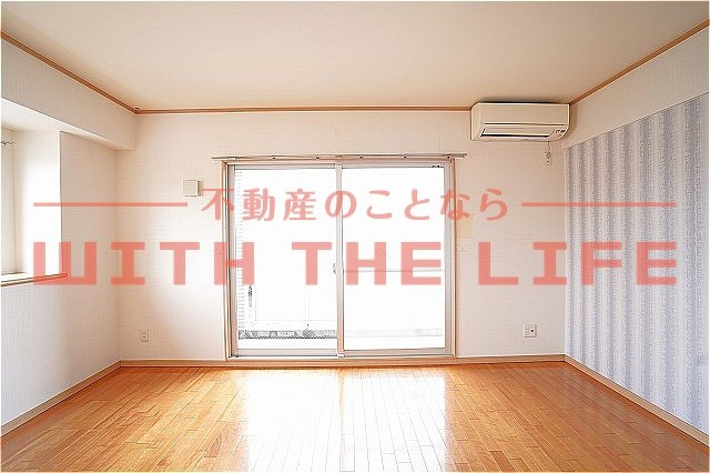 レグルスクレール【キャッシュバック対象物件】の居間・リビング|使いやすいリビングです