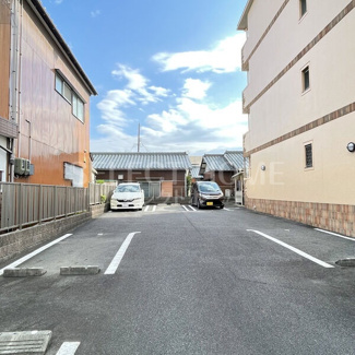 【駐車場】 | 駐車場完備です
