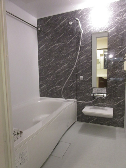 【浴室】 | ティルタ アユ | 参考・203号室