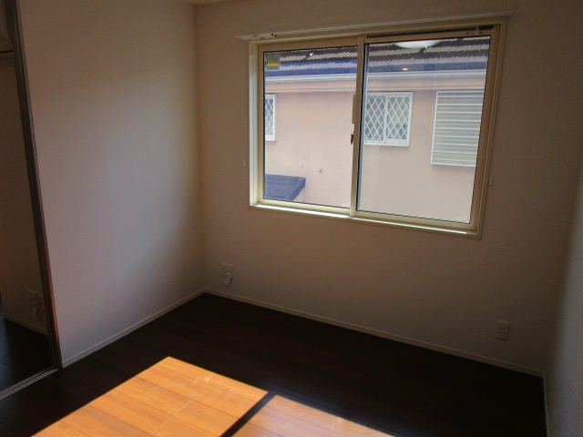 【洋室】 | ティルタ アユ | 参考・203号室