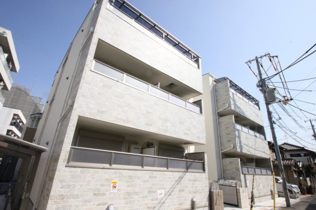 東大阪市吉松１丁目のアパートの外観