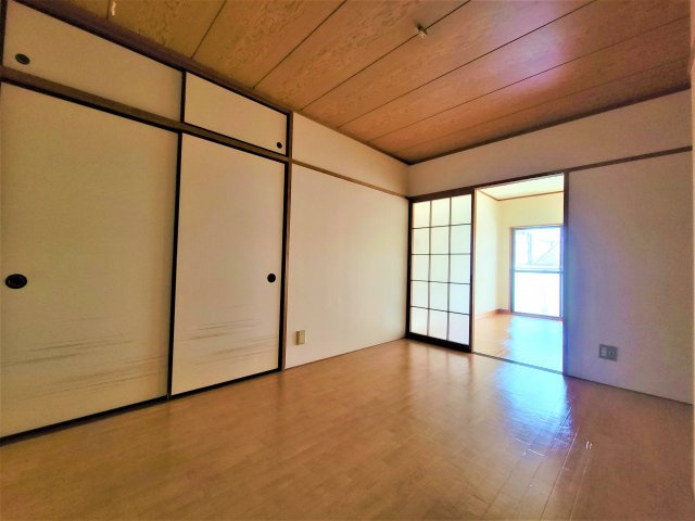 みどりハイツ半田の洋室|現状と異なる場合は現状優先となります