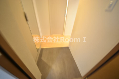 【玄関】 | ヴィラ・セレーノ玉造本町（旧ルネフラッツ玉造本町 | 落ち着いた玄関です