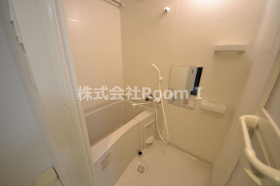 【浴室】 | ヴィラ・セレーノ玉造本町（旧ルネフラッツ玉造本町 | 日々の暮らしに欠かせないお風呂です