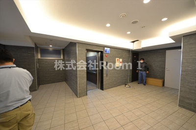 【エントランス】 | ヴィラ・セレーノ玉造本町（旧ルネフラッツ玉造本町 | 毎日通るエントランスはこのようになっています