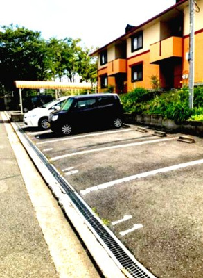【駐車場】 | エセルディハイツB棟
