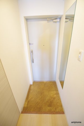 ノースヴィレッジバースプレイス本館　仲介手数料無料の玄関