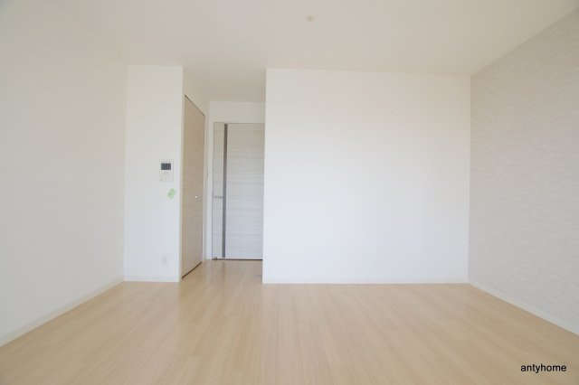 ノースヴィレッジバースプレイス本館　仲介手数料無料の居間・リビング