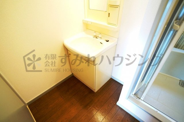 ボヌール95の洗面所