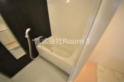 【浴室】 | ミコノス北浜 | 日々の暮らしに欠かせないお風呂です