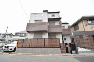 【外観】 | 閑静な住宅街で落ち着いた雰囲気です！お客様のご都合でいつでもご内覧可能で御座います！