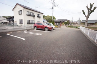 【駐車場】