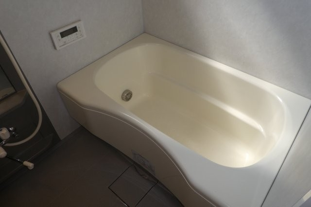 メゾン・エクランタンⅡの浴室