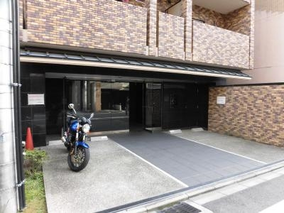 アスヴェル京都御所前の外観
